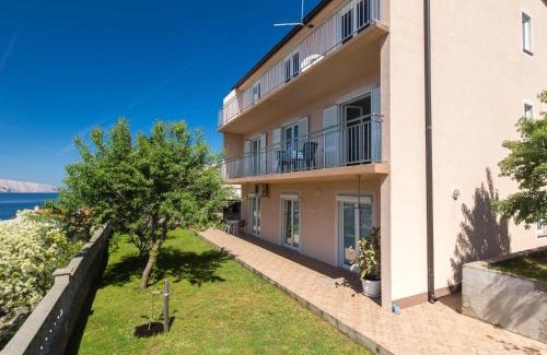 Senj Apartment | Apartment Suzana - SNJ138 by Interhome