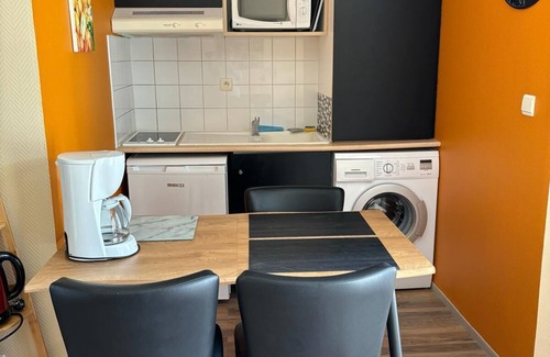 Rochefort Apartment | Apartment T2 (Curistes ou vacanciers) Bougainville marina