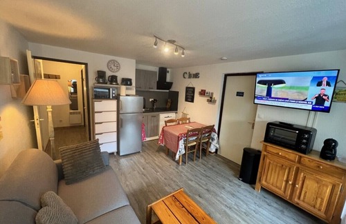 Saint-Lary-Soulan Apartment | Apartment T2 4 pers center Saint Lary Village Parking