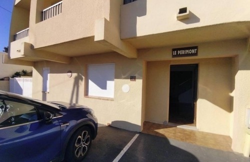 Saint-Pierre-la-Mer Apartment | Apartment T3 RDC with terrace - 5mn from the sea