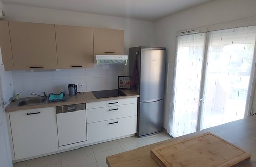 Elne Apartment | Apartment T3 with terrace, 2 bedrooms, 5 minutes from the sea