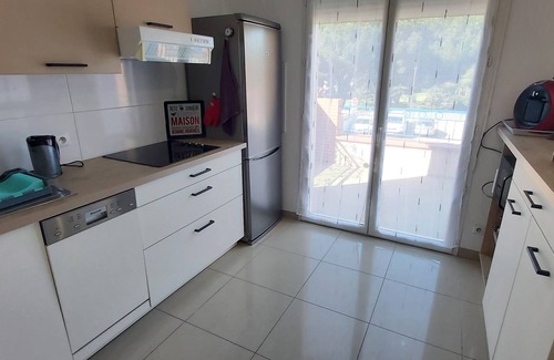 Elne Apartment | Apartment T3 with terrace, 2 bedrooms, 5 minutes from the sea