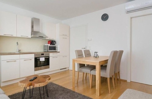 Leopoldstadt Apartment | Apartment Tabor Champagner