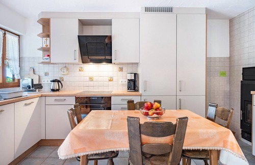 Wolfach - Saint Roman Apartment | Apartment 'Talblick' with Mountain View, Private Terrace and Wi-Fi