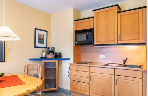Oberhof Apartment | Apartment 'Tannenblick 1-2' with Mountain View, Balcony and Wi-Fi