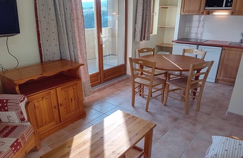 Bramans Apartment | Apartment Termignon near Ski Lift