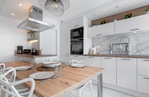 La Cote Radieuse Apartment | Apartment Terrasses du Levant by Interhome
