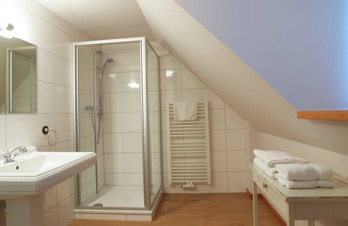 Dalwitz Apartment | Apartment terrace view (6 pers.) - FerienGut Dalwitz Verwalterhaus
