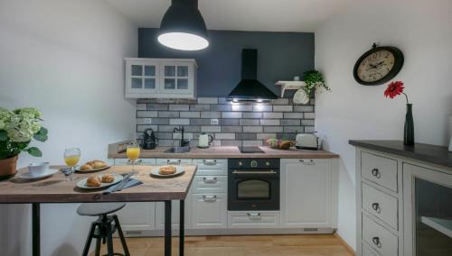 Donji Grad Apartment | Apartment The 29