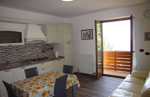 Molveno Apartment | Apartment "the smile" and The Joys with fantastic terrace overlooking the lake *