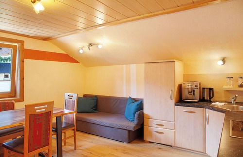 Auffach Apartment | Apartment 'Tiefenbrunn' with Mountain View, Shared Garden and Wi-Fi