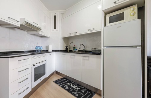 La Pineda Apartment | Apartment 'Tirreno 304' with Sea Views, Private Terrace and Wi-Fi