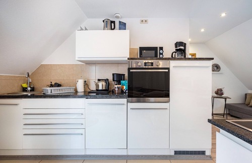 Region Hannover District Apartment | Apartment 'To Huus' with Balcony
