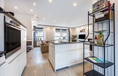 Region Hannover District Apartment | Apartment 'To Huus' with Balcony