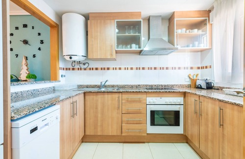 Cabanes Apartment | Apartment 'Torre La Sal Magic World' with Sea View, Wi-Fi and Air Conditioning