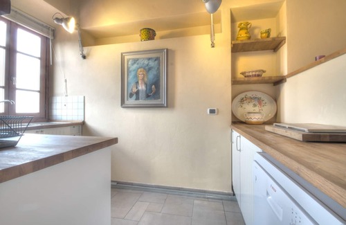 San Martino alla Palma Apartment | Apartment Tramontana in Holiday farm in the hills with beautiful views of Florence!