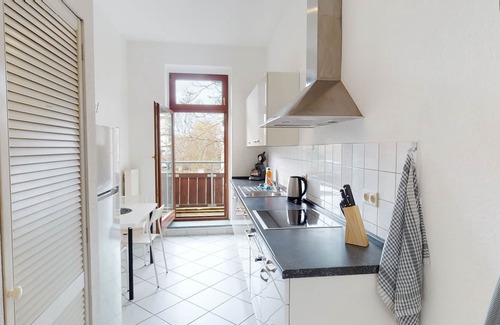Gohlis-Sud Apartment | Apartment 'Traumhafte Jugendstilwohnung Gohlis' with Balcony and Wi-Fi