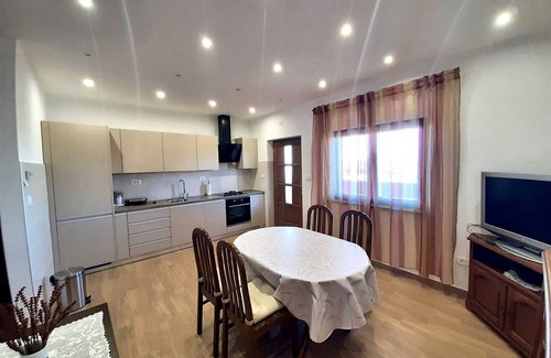 Finida Apartment | Apartment Tre Pini 2 with sea view