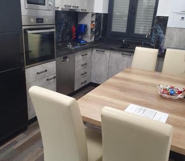 Vulcan Apartment | Apartment Trendy Brian