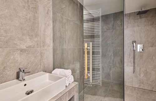 Svoboda nad Upou Apartment | Apartment Trendy Mountain Terrace Retreat by Interhome