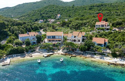 Cove Tri Zala (Zrnovo) Apartment | Apartment Tri Zala 4432b