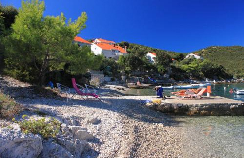 Cove Tri Zala (Zrnovo) Apartment | Apartment Tri Zala 4432b