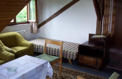 Prague 8 House | Apartment Trojska
