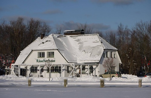 Althagen Apartment | Apartment Trout - Smokehouse Ahrenshoop
