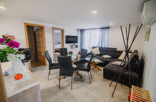 Bistrica ob Sotli Apartment | Apartment Trta with Vineyard View