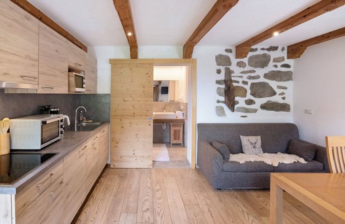 Stelvio Apartment | Apartment 'Tscheppa' with Mountain View, Private Terrace and Wi-Fi