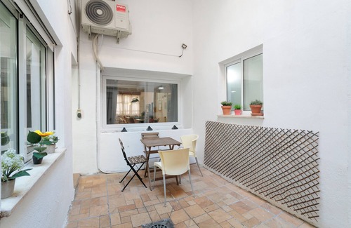 San Anton Apartment | Apartment 'Tu Escape Perfecto' with Wi-Fi and Air Conditioning
