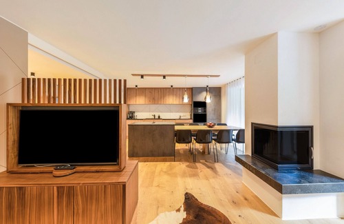 Nova Ponente Apartment | Apartment "UB31 One" with Mountain View, Sauna & Wi-Fi