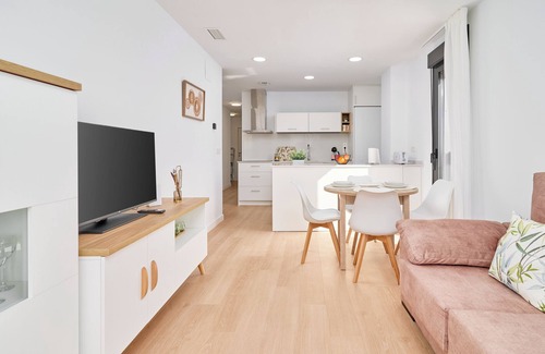 Los Llanos Apartment | Apartment 'Un Sueño Hecho Realidad En Torrox' with Sea View, Wi-Fi and Air Conditioning