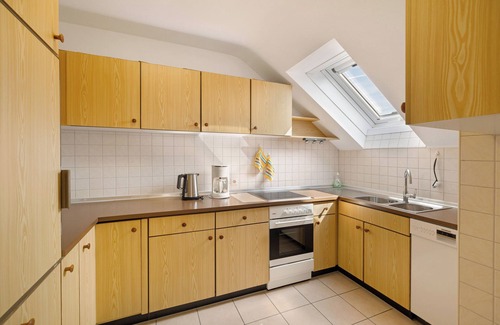 Geislingen Apartment | Apartment 'Urlaub In Der Sonnenstadt 72351' with Balcony and Wi-Fi