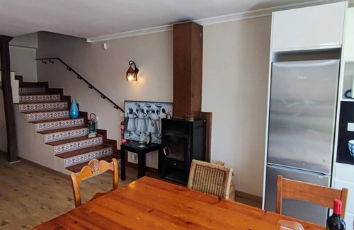 Amurrio Apartment | Apartment 'Usko 1' with Mountain View, Private Pool and Wi-Fi