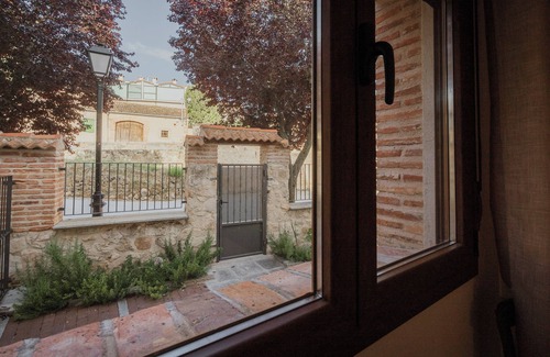 Cabanas de Polendos House | Apartment 'Velasco I' with Private Terrace, Wi-Fi and Air Conditioning