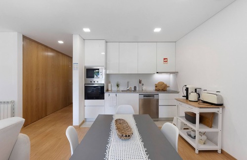 Macieira de Cambra Apartment | Apartment 'Vale Viver' with Wi-Fi and Air Conditioning