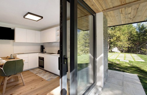 Valgrisenche Apartment | Apartment 'Valgrisa Mountain Lodges 3' with Mountain View, Private Terrace and Wi-Fi