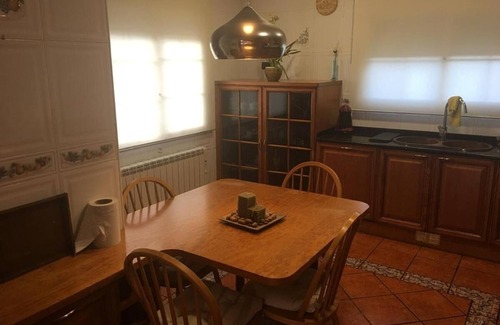 Canyelles Apartment | Apartment Vama House with Pool and Wi-Fi