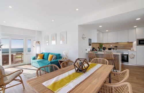 Vila Real Santo Antonio Apartment | Apartment 'Varanda Do Sol' with Sea View, Wi-Fi and Air Conditioning