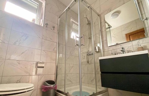 Vrbanja Apartment | Apartment Verde - rooms with private bathrooms: R5(2) - Vrbanja, Continental Croati, Croatia