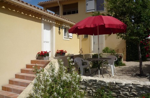 Montbrun-les-Bains Apartment | Apartment 'Villa Fleury' with Private Terrace, Balcony and Wi-Fi
