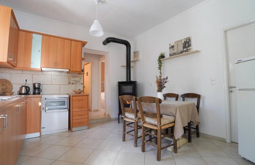 Marmaketon Apartment | Apartment 'Vilaeti Havgas' with Mountain View, Wi-Fi and Air Conditioning