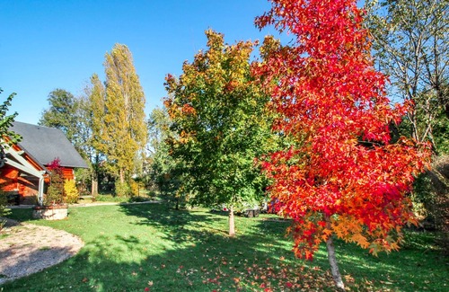 Pougny Apartment | Apartment-Villa , Appartement- Villa avec jardin privé