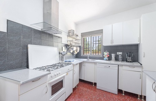 Torrent Apartment | Apartment 'Villa Casablanca' with Mountain View, Private Pool and Wi-Fi