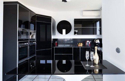 Markopoulo Mesogaias Apartment | Apartment "Villa Coral - First Floor" with Private Pool & Wi-Fi