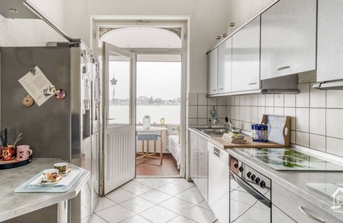 Neuwied Apartment | Apartment 'Villa Rheinstein Am Schloss Engers' with Balcony and Wi-Fi