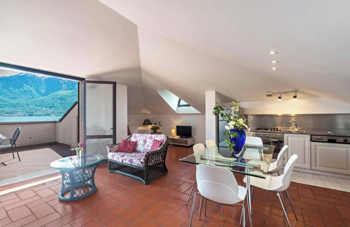 Domaso Apartment | Apartment "Villa Rita Superiore" with Lake View, Garden and Pool