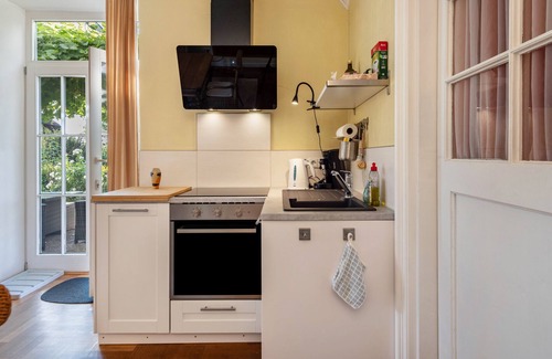 Badenweiler Apartment | Apartment 'Villa Schlössle' with Mountain View, Private Terrace and Wi-Fi
