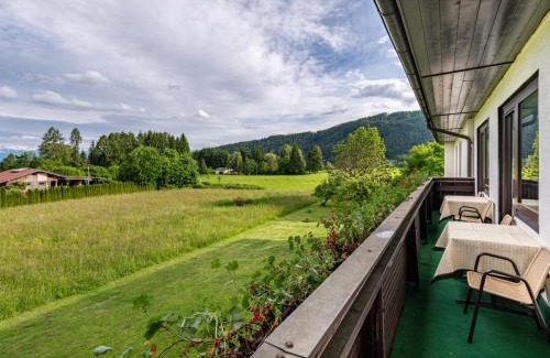 Moosburg Apartment | Apartment Villa Therese by Interhome
